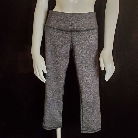 Athleta Gray Capri Leggings (S) - Picture 2 of 5